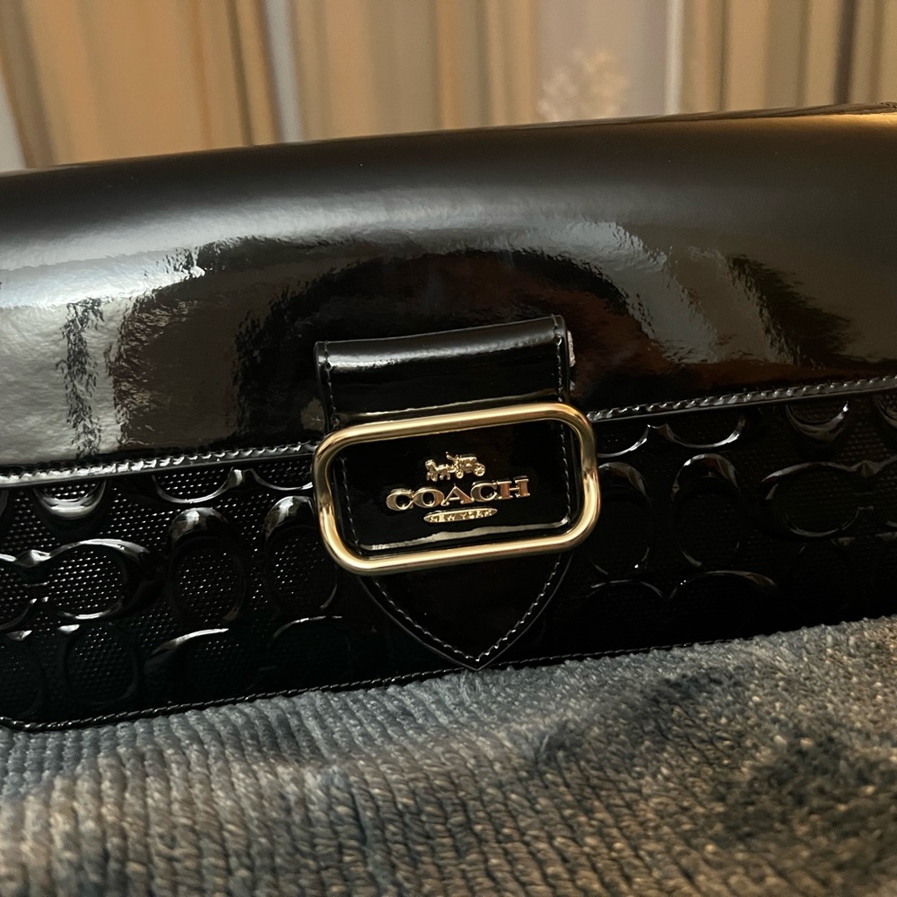 Coach NWT Morgan Shoulder Bag In Signature patent leather black 🤩 - Picture 6 of 15